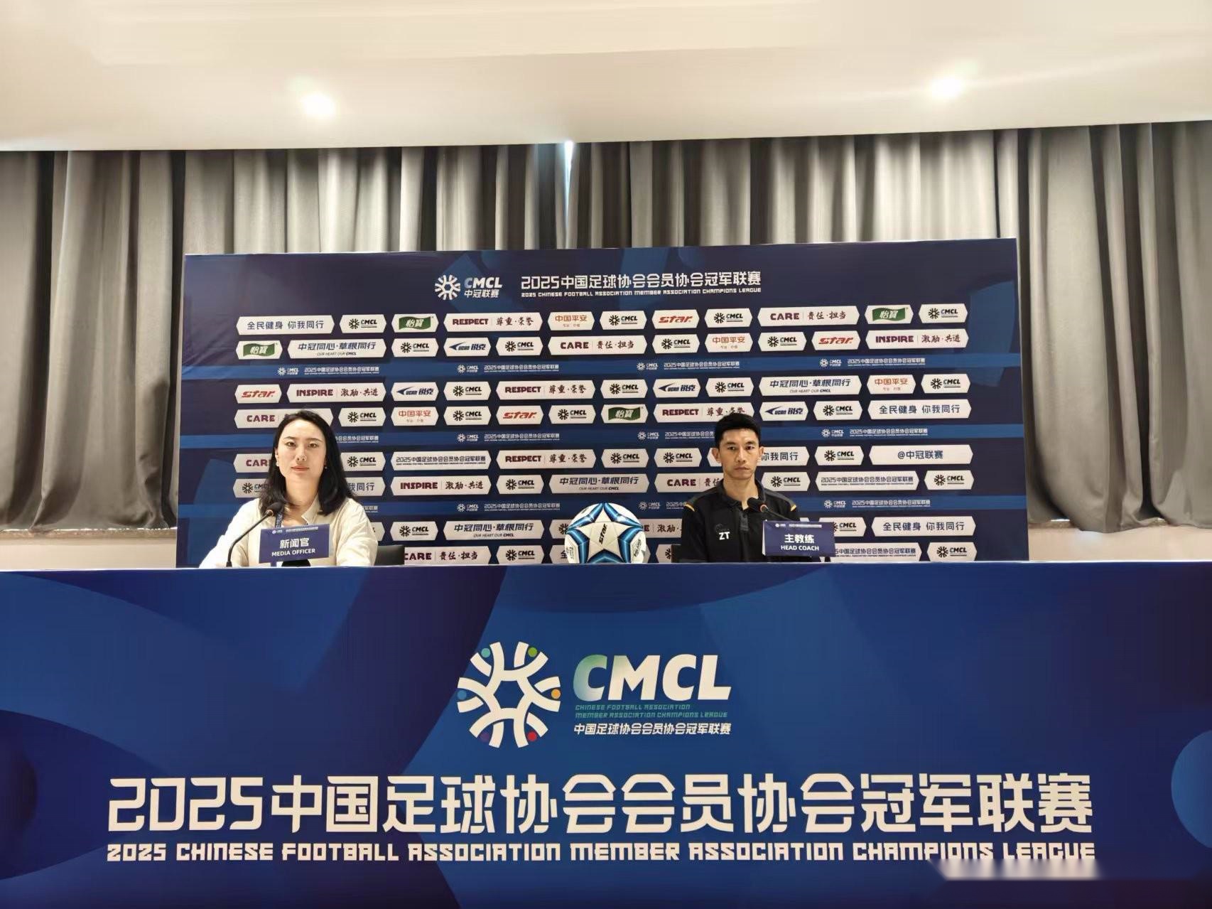 CBA教练杜峰的足球经历